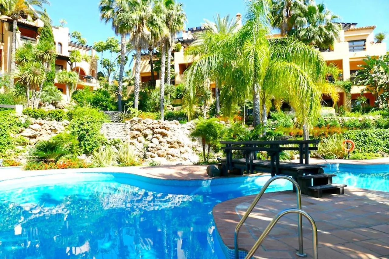 Urbanizacion El Campanario Apartment Estepona