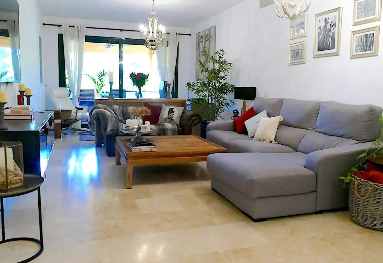Urbanizacion El Campanario Apartment Estepona
